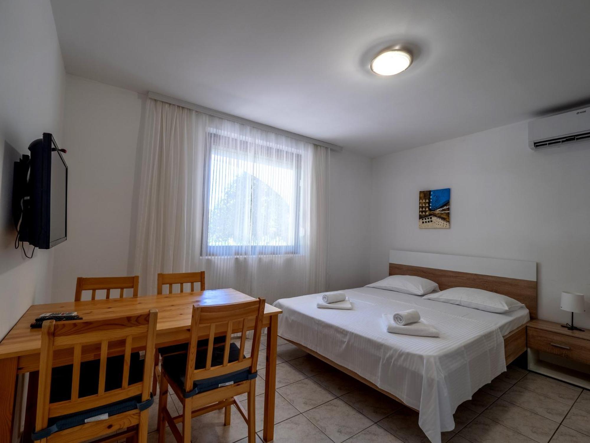 Apartments Bianca Baska  Exterior photo